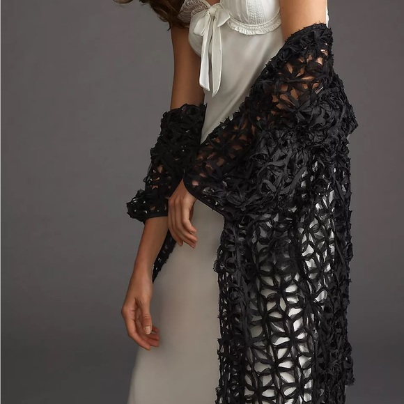 NWTS TEXTURED CUTOUT DUSTER (O/S) - Picture 5 of 14